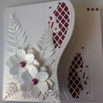 Marianne creatables anja edger flowers card